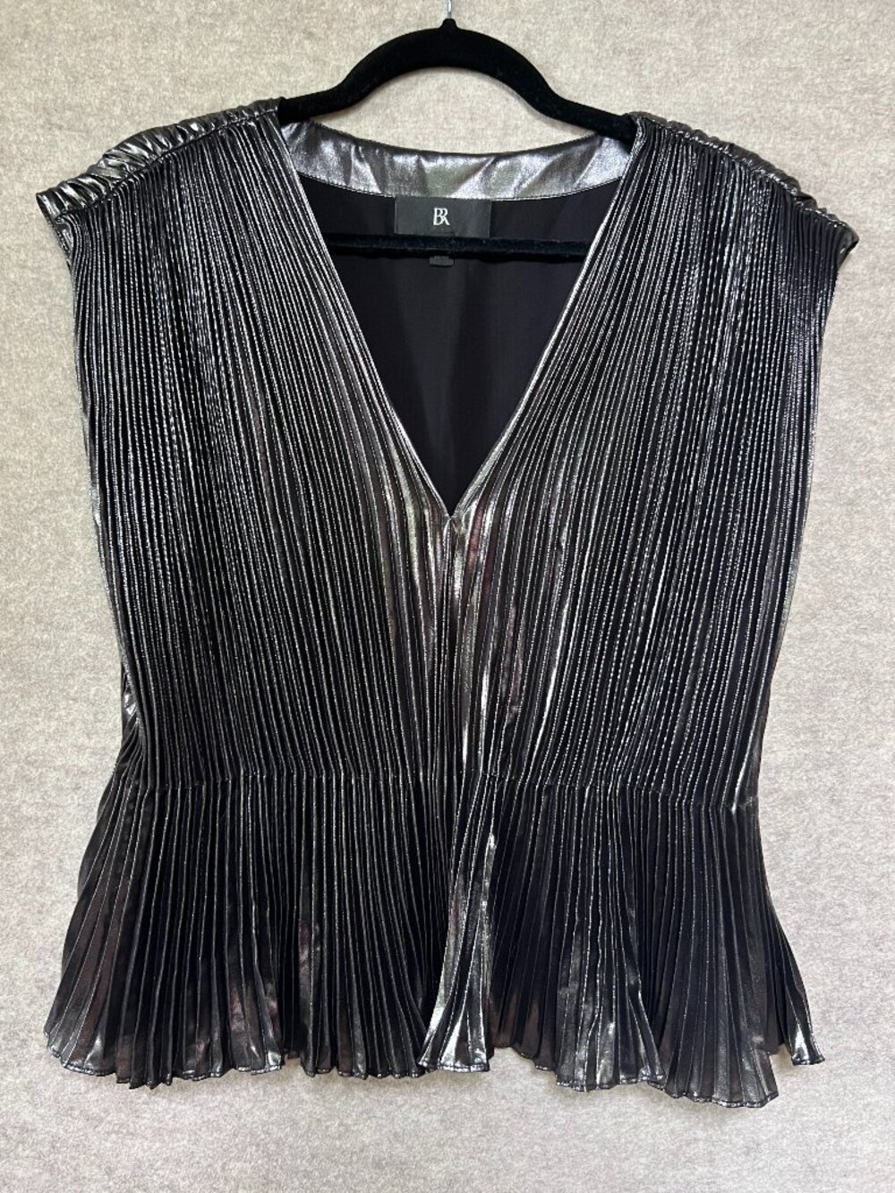 Banana Republic Metallic Sleeveless Silver-Black Blouse, Size S